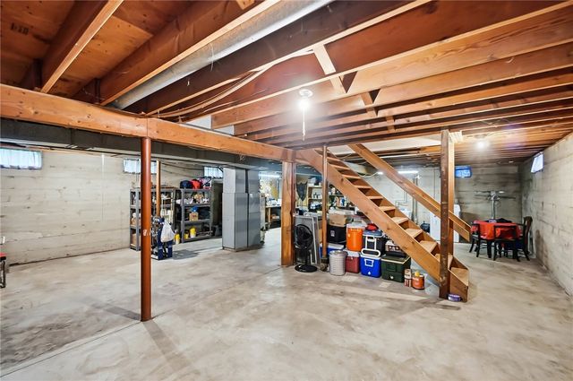 364 Park End Drive, Dayton, OH 45415