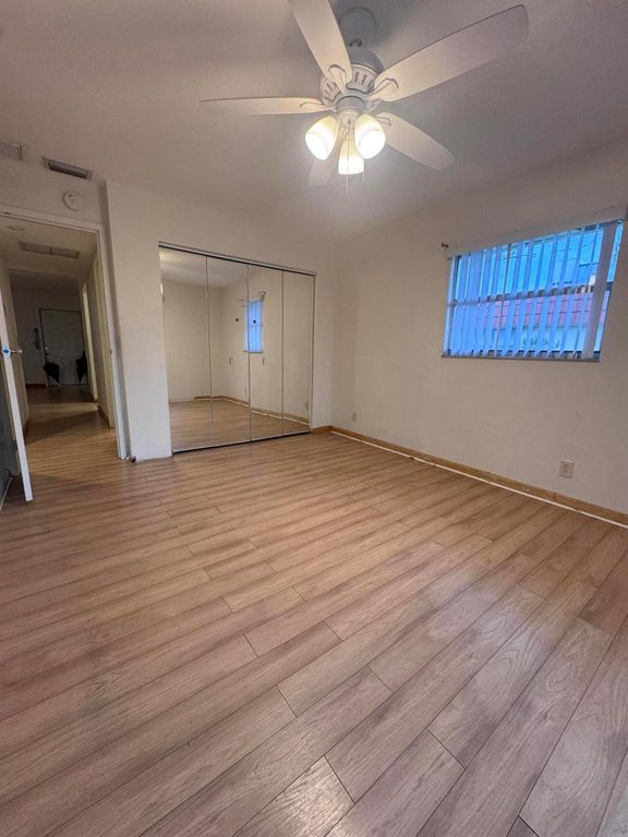 Image 8 of property listing at 253 Seville K, Delray Beach, FL 33446