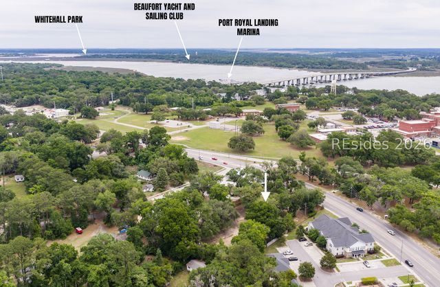 1610 Ribaut Rd, Port Royal, SC 29935