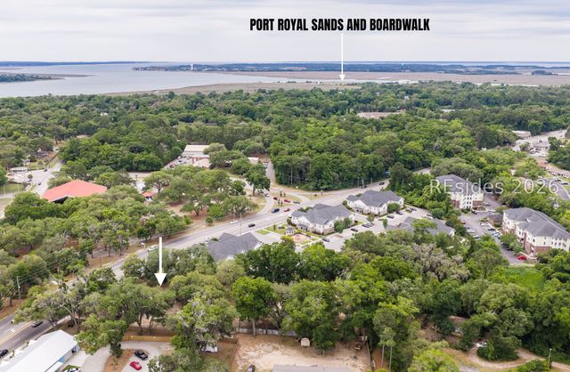 1610 Ribaut Rd, Port Royal, SC 29935