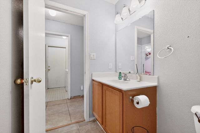 9515 Otero Mesa Road SW, Albuquerque, NM 87121