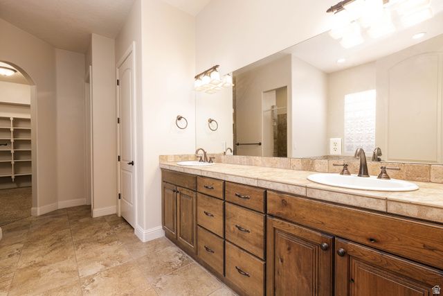 345 E 1575 S, Washington, UT 84780