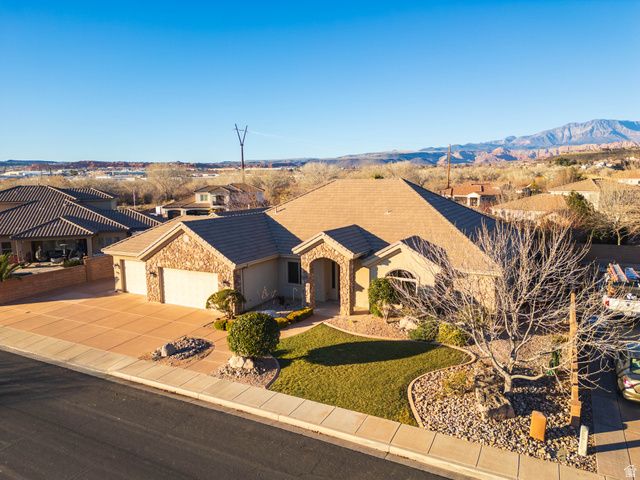 345 E 1575 S, Washington, UT 84780