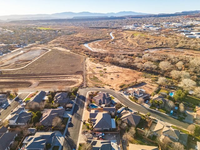 345 E 1575 S, Washington, UT 84780