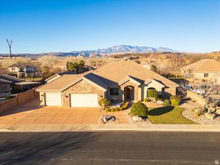 345 E 1575 S, Washington, UT 84780