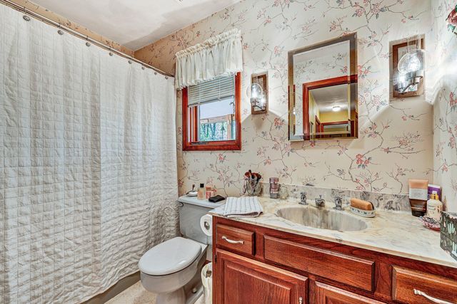 1527 Quail DR, Goodview, VA 24095