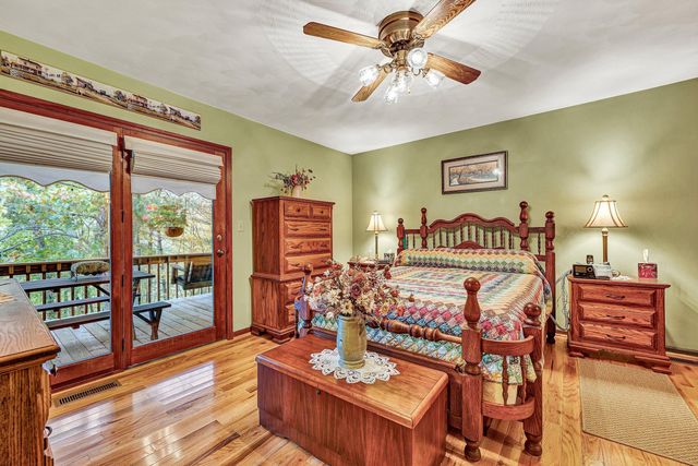 1527 Quail DR, Goodview, VA 24095