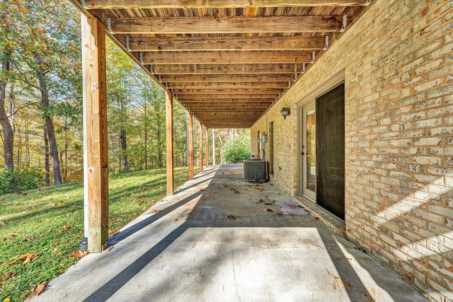 1527 Quail DR, Goodview, VA 24095