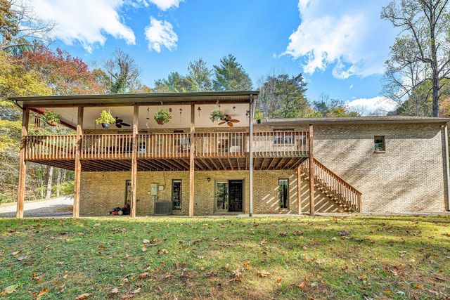 1527 Quail DR, Goodview, VA 24095