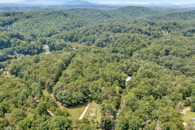 1527 Quail DR, Goodview, VA 24095