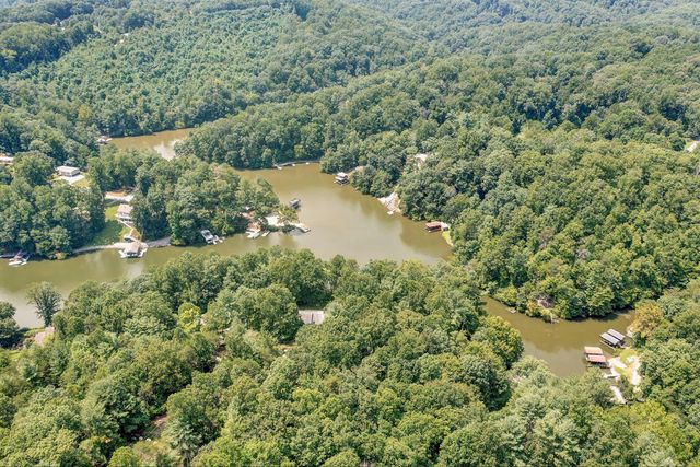 1527 Quail DR, Goodview, VA 24095