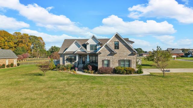 25 Holt Lane, Tullahoma, TN 37388