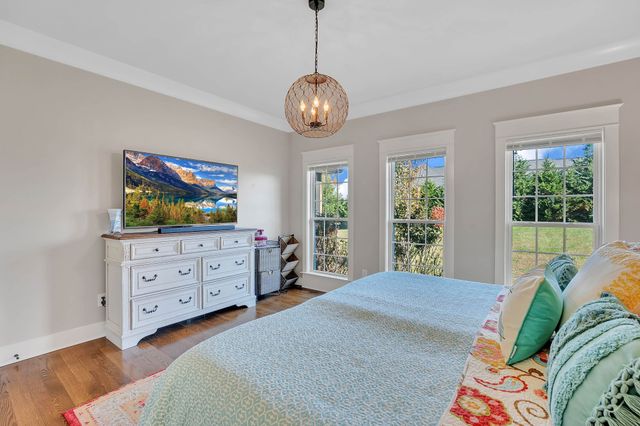 25 Holt Lane, Tullahoma, TN 37388