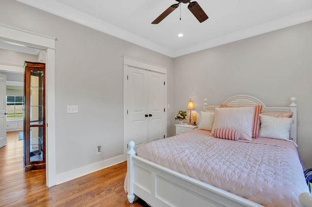 25 Holt Lane, Tullahoma, TN 37388