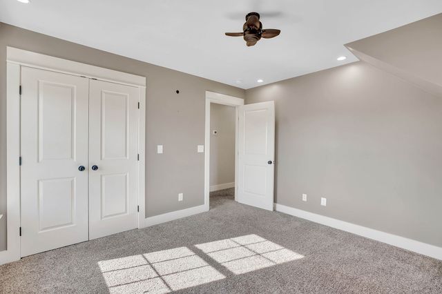 25 Holt Lane, Tullahoma, TN 37388