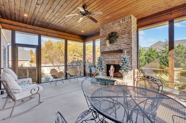 25 Holt Lane, Tullahoma, TN 37388