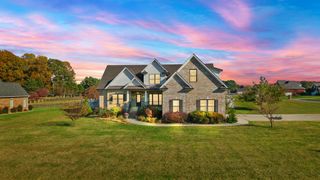 25 Holt Lane, Tullahoma, TN 37388