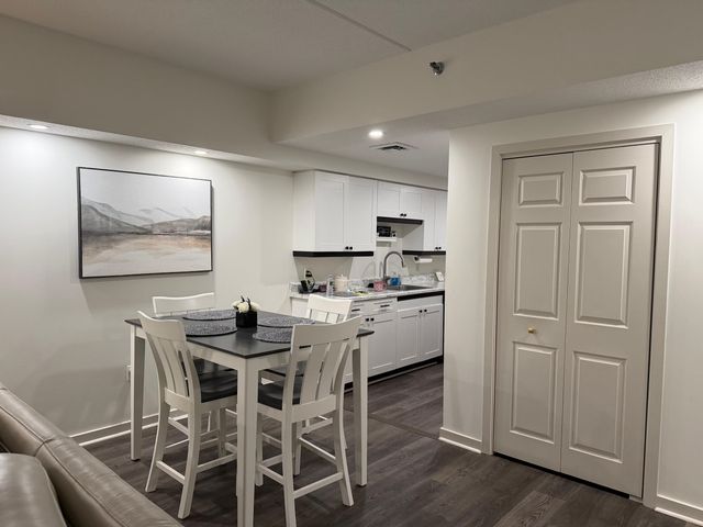 12 Mountain Laurels Dr Apt 504, Nashua, NH 03062