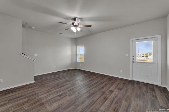 623 RYAN XING, San Antonio, TX 78253