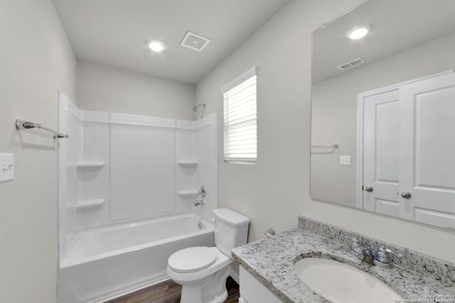 623 RYAN XING, San Antonio, TX 78253