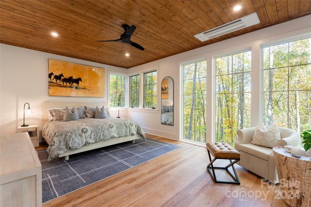 256 Haulback Way, Sylva, NC 28779