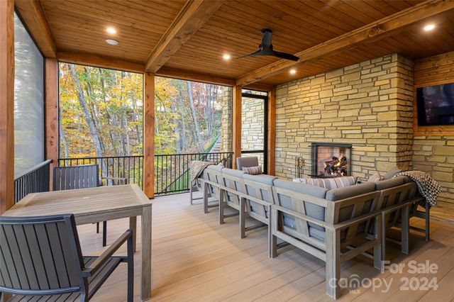 256 Haulback Way, Sylva, NC 28779