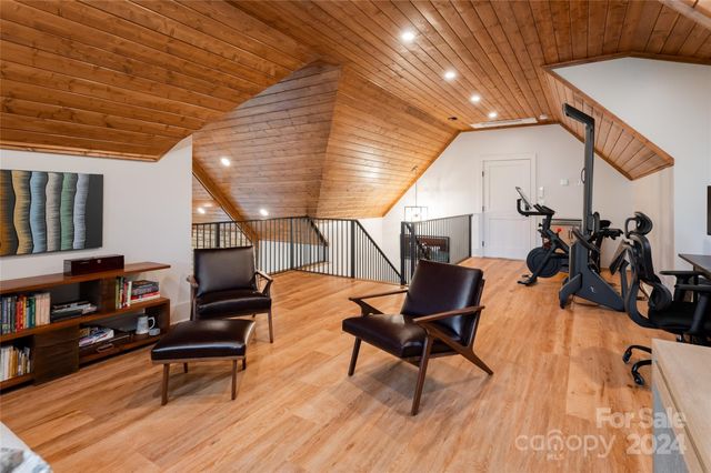 256 Haulback Way, Sylva, NC 28779