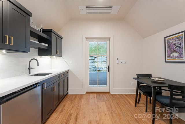 256 Haulback Way, Sylva, NC 28779