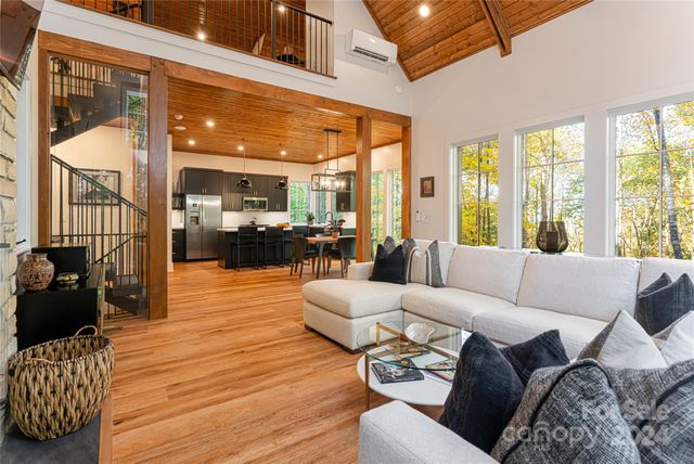 256 Haulback Way, Sylva, NC 28779