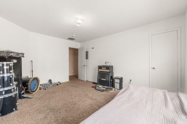 10427 SANDY FLATS Avenue SW, Albuquerque, NM 87121