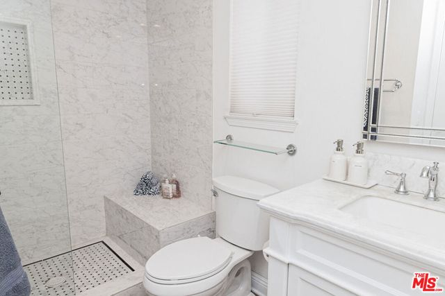 12000 Falcon Crest Way, Porter Ranch, CA 91326