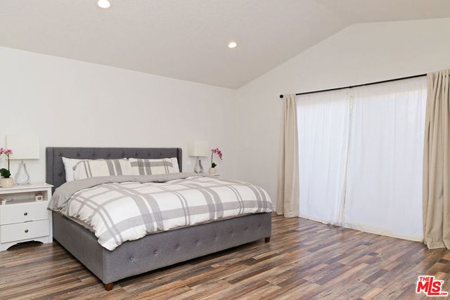 12000 Falcon Crest Way, Porter Ranch, CA 91326