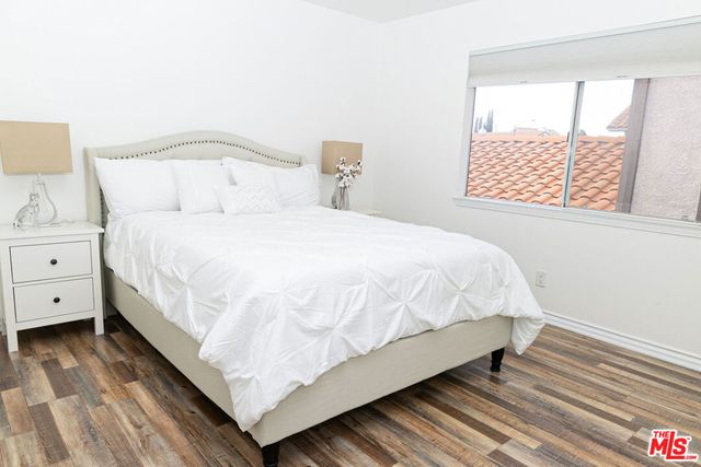 12000 Falcon Crest Way, Porter Ranch, CA 91326