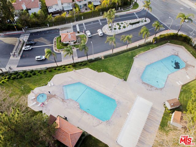 12000 Falcon Crest Way, Porter Ranch, CA 91326