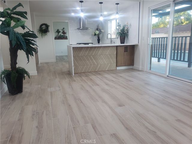 2758 W STOCTON, Anaheim, CA 92801