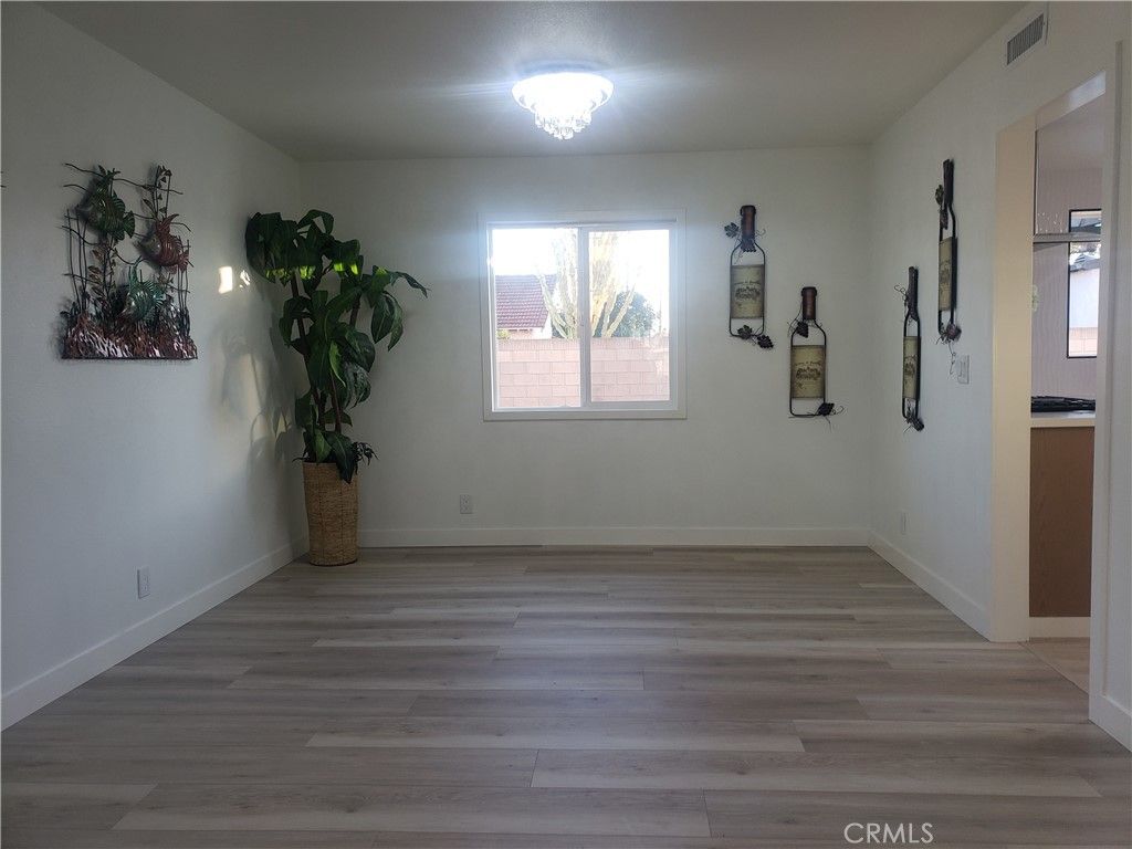 Image 11 of property listing at 2758 W STOCTON, Anaheim, CA 92801