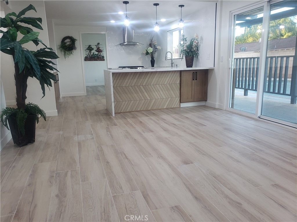 Image 13 of property listing at 2758 W STOCTON, Anaheim, CA 92801