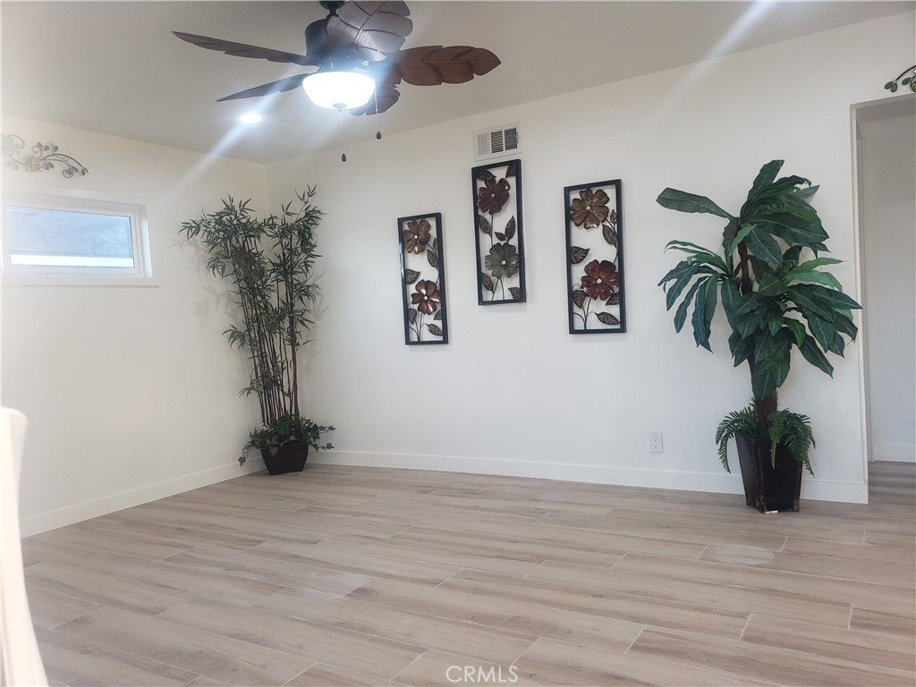 Image 18 of property listing at 2758 W STOCTON, Anaheim, CA 92801