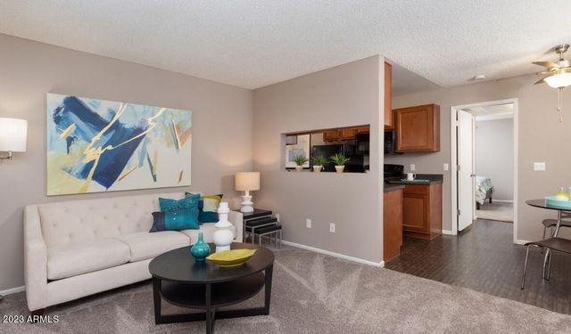 6201 W Olive Avenue A3, Glendale, AZ 85302