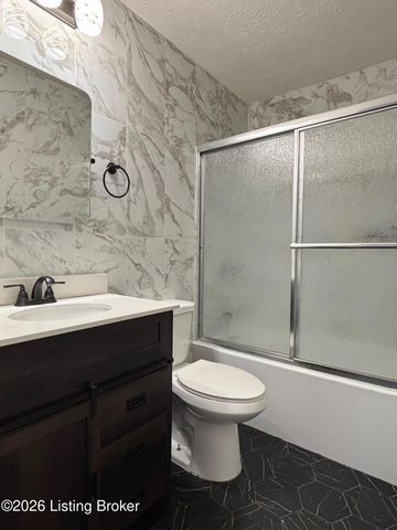 128 Byerly Blvd, Radcliff, KY 40160