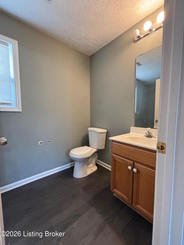 128 Byerly Blvd, Radcliff, KY 40160