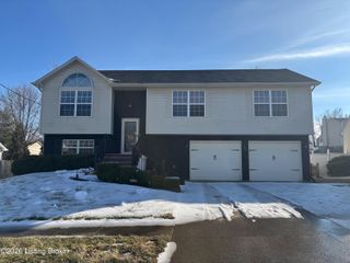 128 Byerly Blvd, Radcliff, KY 40160