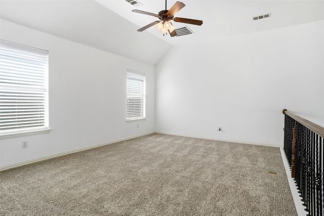 1009 Raleigh Path Road, Denton, TX 76208