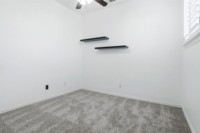 1009 Raleigh Path Road, Denton, TX 76208