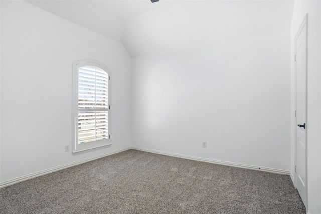 1009 Raleigh Path Road, Denton, TX 76208