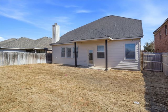 1009 Raleigh Path Road, Denton, TX 76208