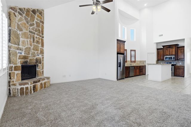 1009 Raleigh Path Road, Denton, TX 76208