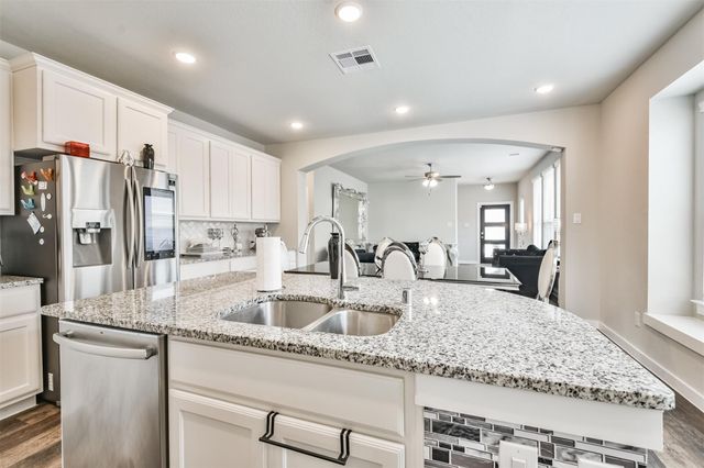 15775 Cairnwell Bend Drive, Humble, TX 77346