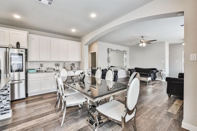 15775 Cairnwell Bend Drive, Humble, TX 77346