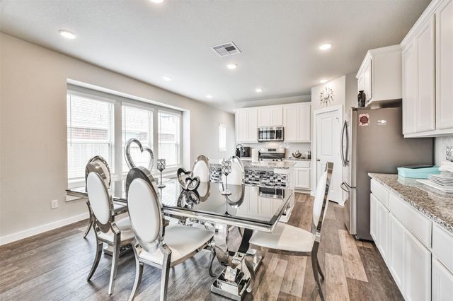 15775 Cairnwell Bend Drive, Humble, TX 77346